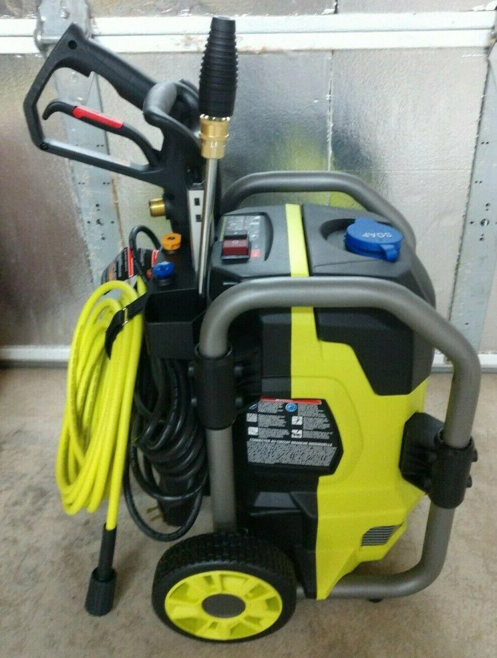2000 PSI 1.2 GPM Cold Water Electric Pressure Washer